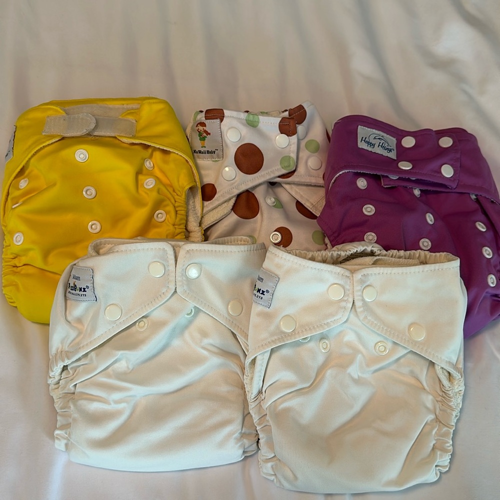 Bundle of 5 cloth diapers